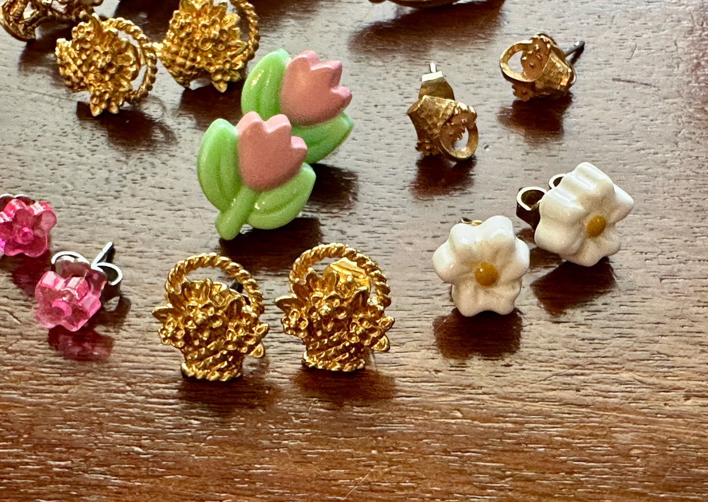 Vintage Avon Spring Theme Flower Basket Lily Earrings Stud Lot Pastel Pink Gold