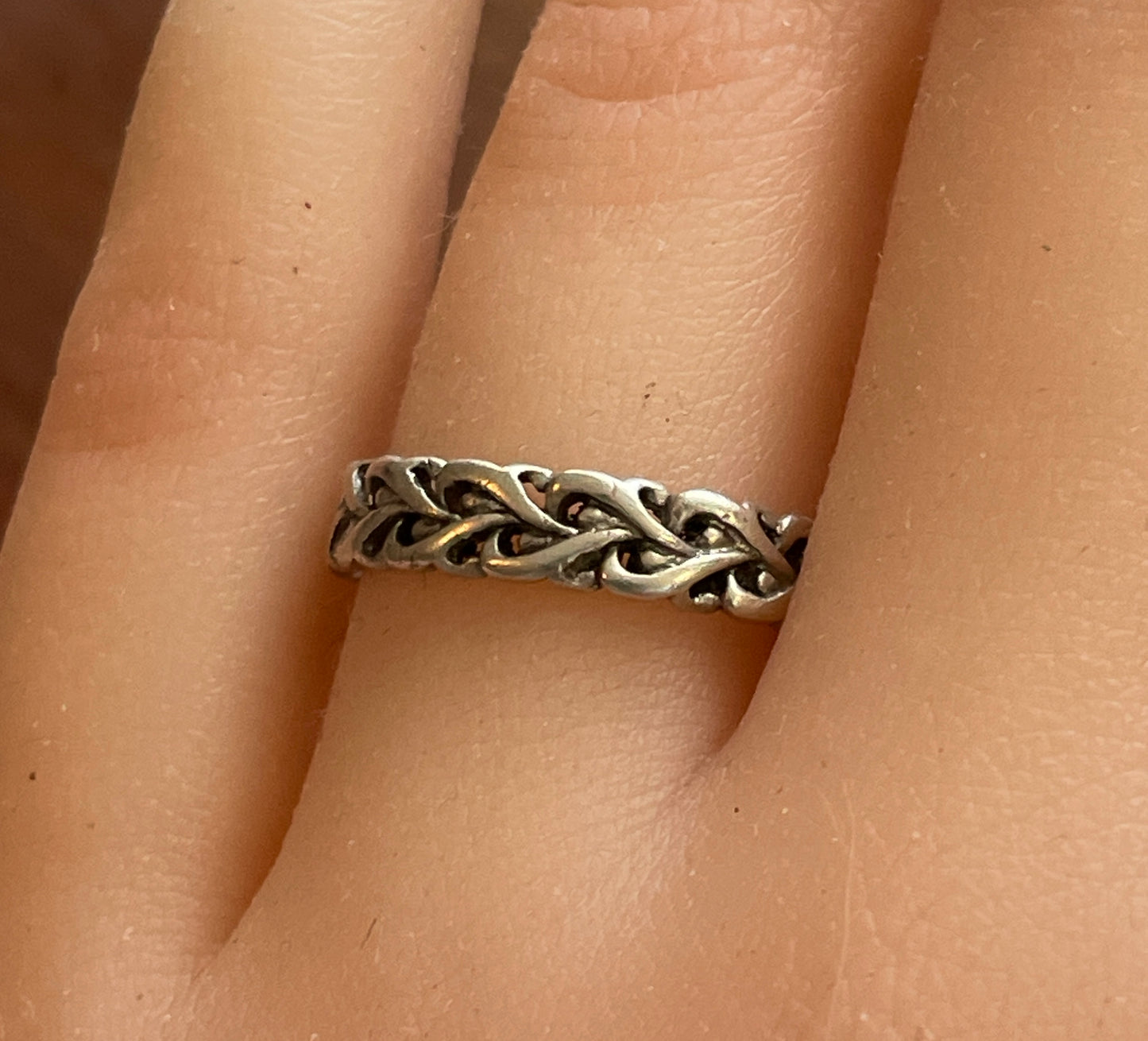 Vintage Sterlings Silver Woven Knot Band Ring Sz 6.25