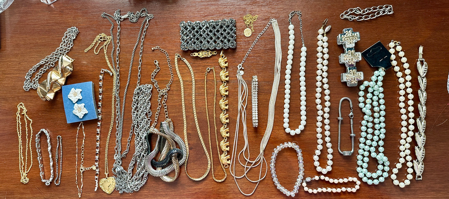 Vintage to Now Jewelry Lot Faux Pearl Gold Silver Rhinestone Chains Earrings