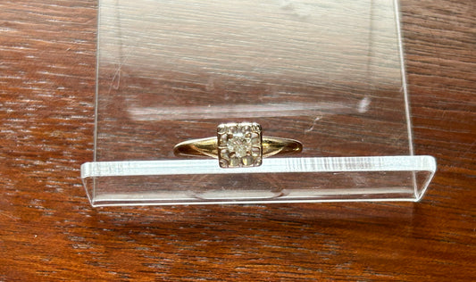 Vintage 14k Yellow Gold .17ct Round Diamond Engagement Ring Sz 6