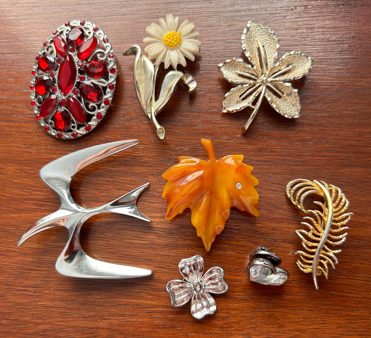 Vintage Lot of Designer Signed Brooches Avon Sarah Coventry Monet Flowers Bird