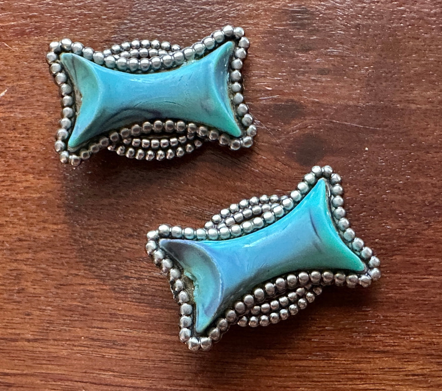 Vintage Silver Tone Faux Turquoise Large Western Southwestern Clip On Earrings