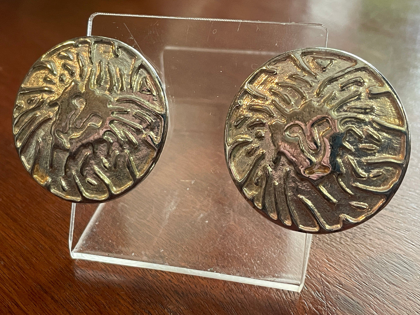 Vintage Silver Tone Anne Klein Iconic Lions Head Clip On Earrings Round