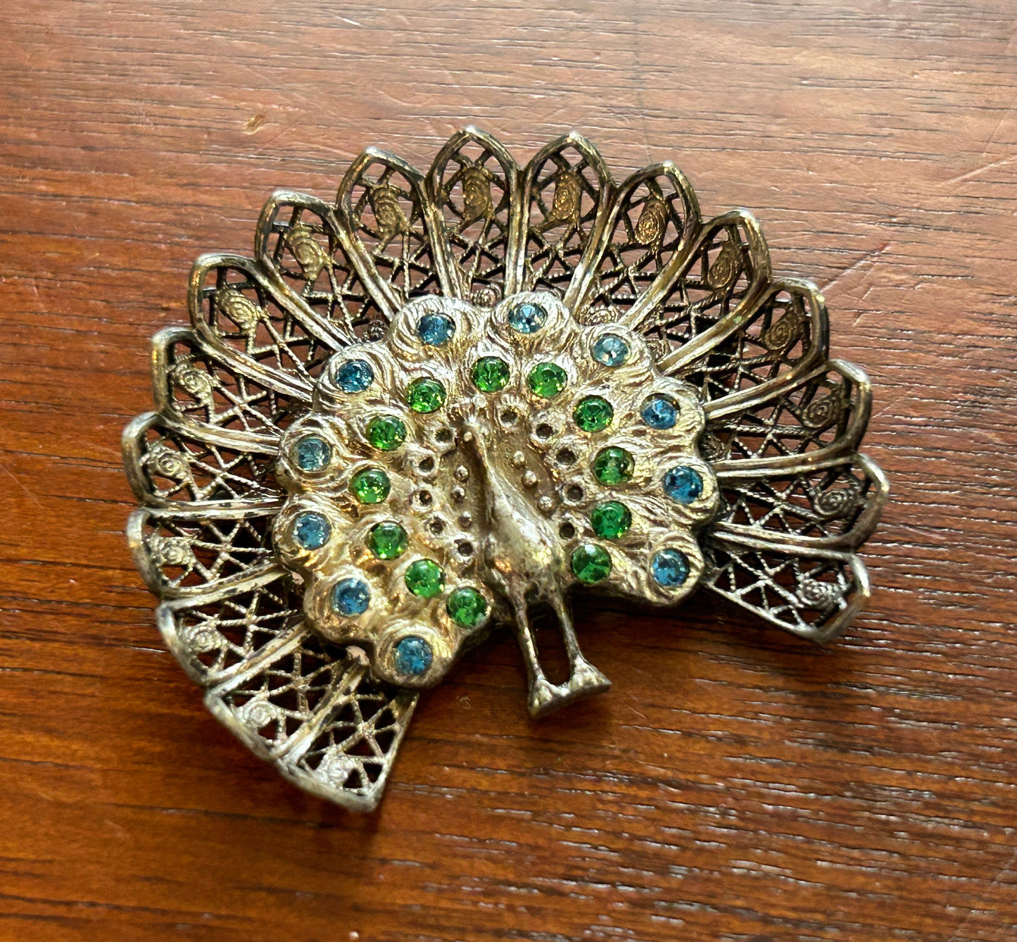 Vintage Silver Tone Filigree Peacock Green Blue Rhinestone Brooch Pin