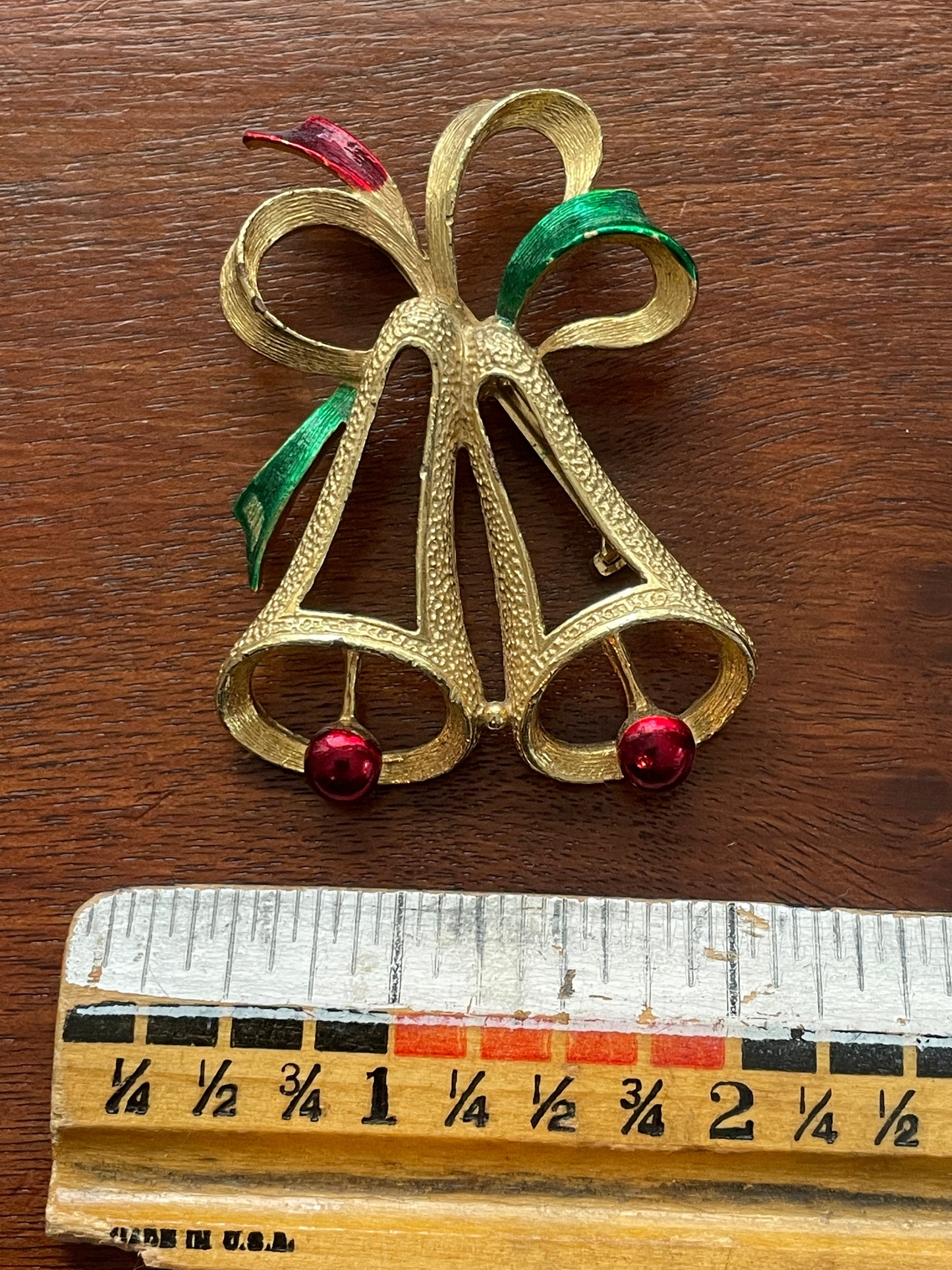 Vintage Gerry's Ribbon Bells Red Green Enamel Textured Brooch Pin