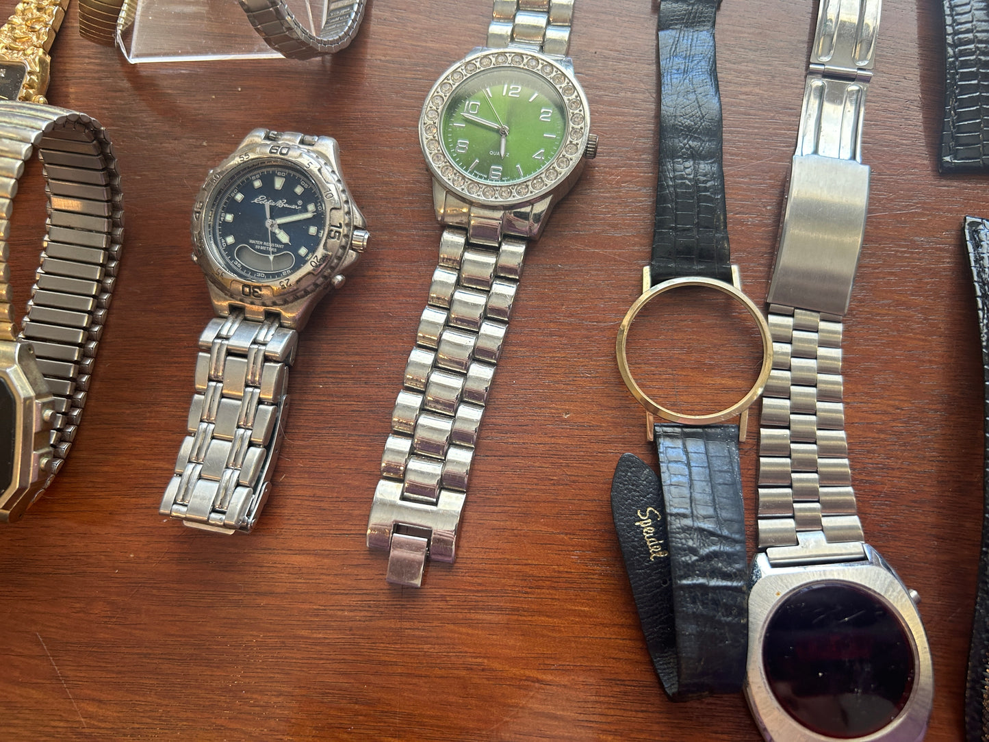 Vintage to Now Mens Watch Wristwatch Lot Parts AS IS Digital Quartz Nugget Band