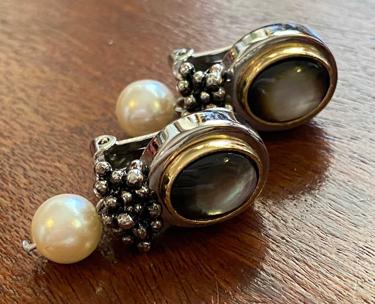 Vintage Gold Silver Tone Moonstone Faux Pearl Clip on Earrings