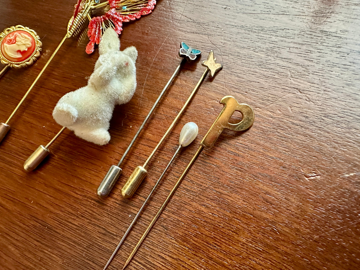 Vintage Hat Stick Pin Lot Bunny Rabbit Butterfly Cameo Gold Tone Monogram Letter