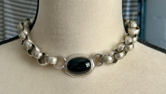 Vintage Signed Monet Silver Tone Rolo Chain Black Cabochon Choker Necklace