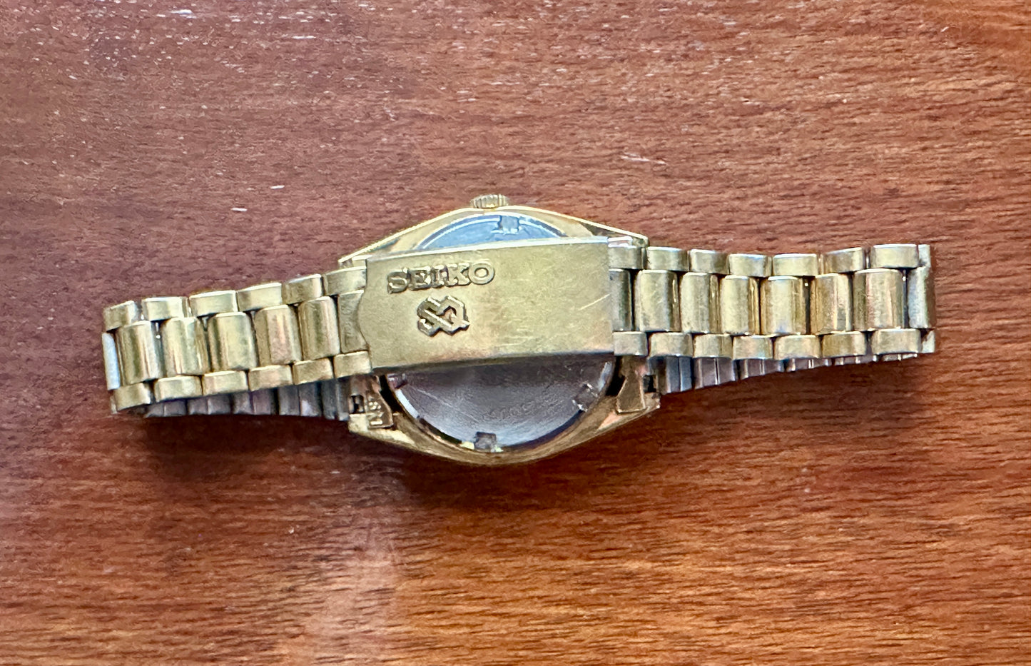 Woman's Vintage Gold Seiko Quartz Watch Wristwatch Day Date 8523-0050