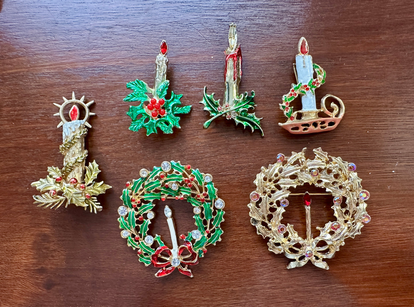 Vintage Brooch Lot Candle Wreaths Winter Gold Tone Rhinestone Enamel Poinsettia