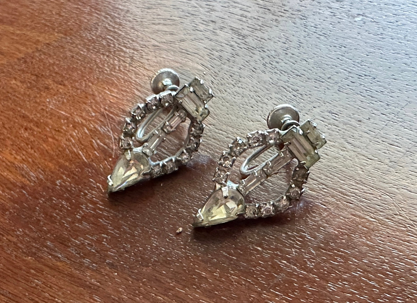 Vintage Silver tone Rhinestone Pear Baguette Round Shaped Screwback Earrings