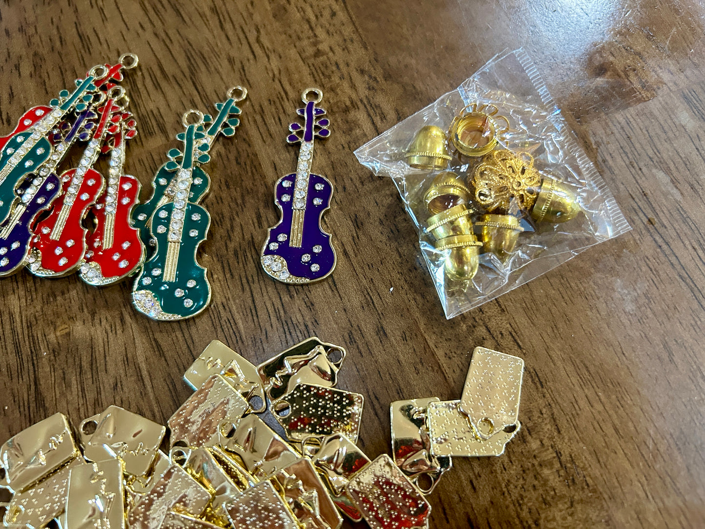 Lot Modern New Charms Pendants Musical Instruments Rhinestones Gold Tone Guitar