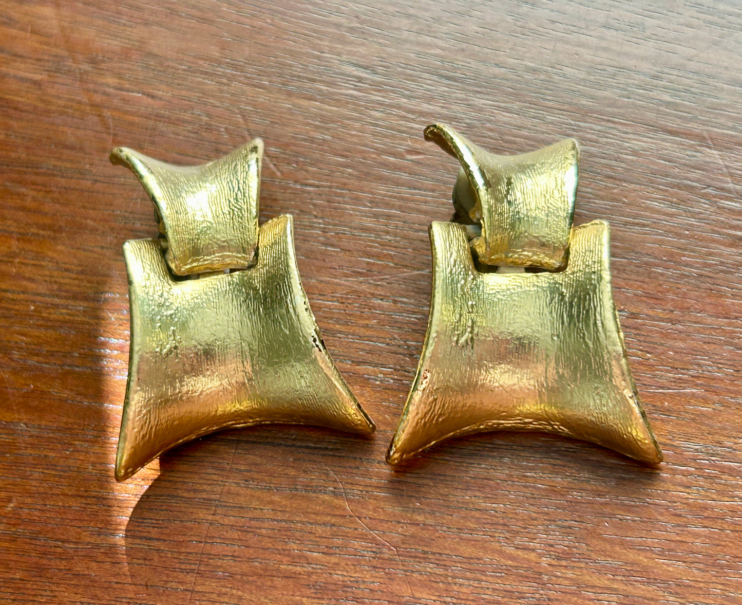 Vintage Brushed Textured Gold Tone Large Doorknocker Clip On Earrings