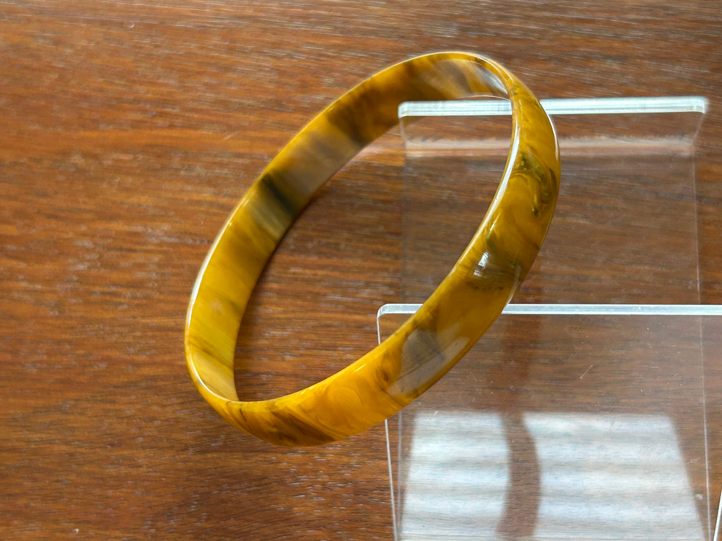 Vintage Butterscotch Marbled Bakelite Catalan Bangle Bracelet