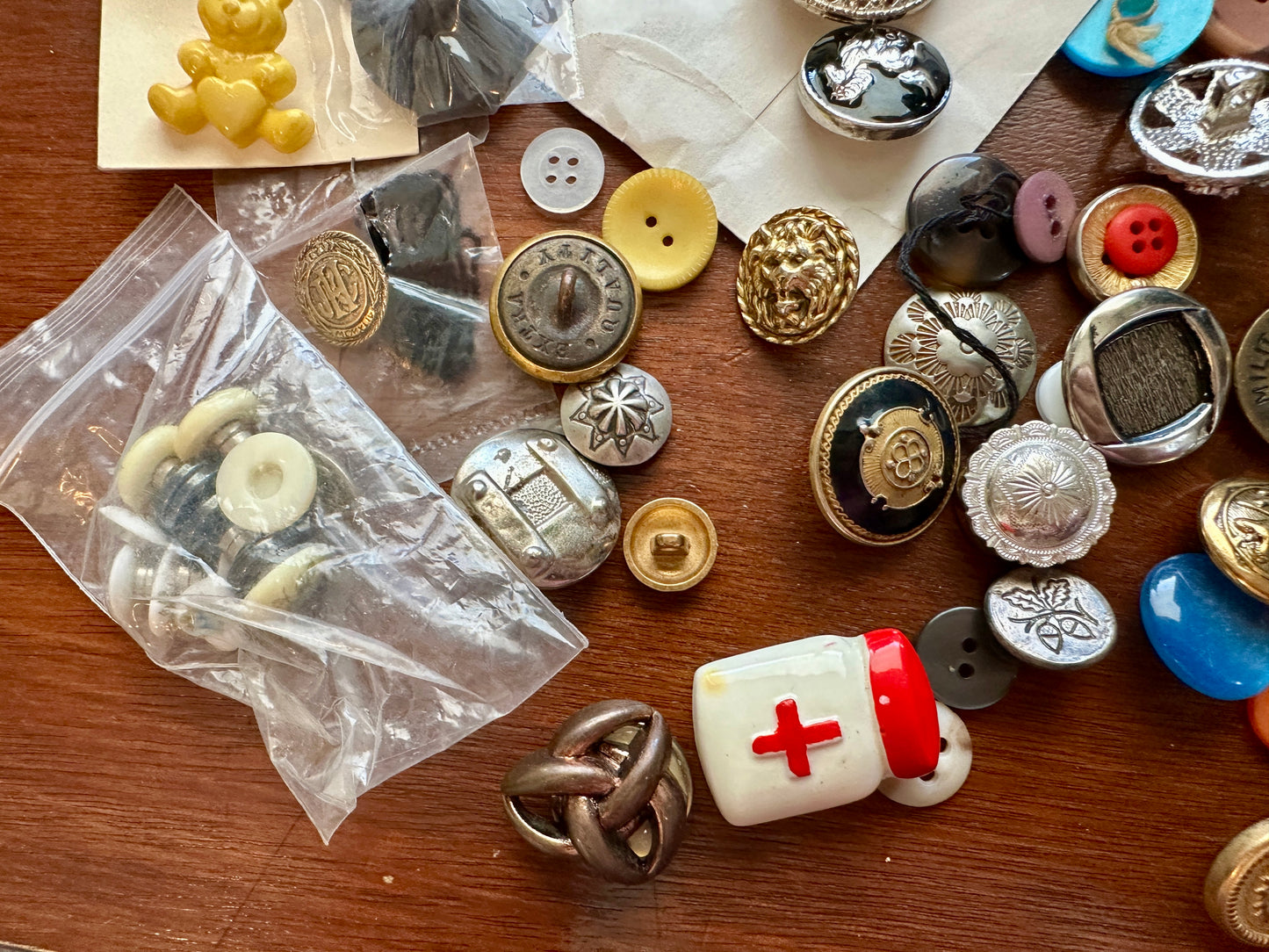 Vintage Button Lot Lion Nursing Miltary Gold Cabochon Enamel Earrings Covers
