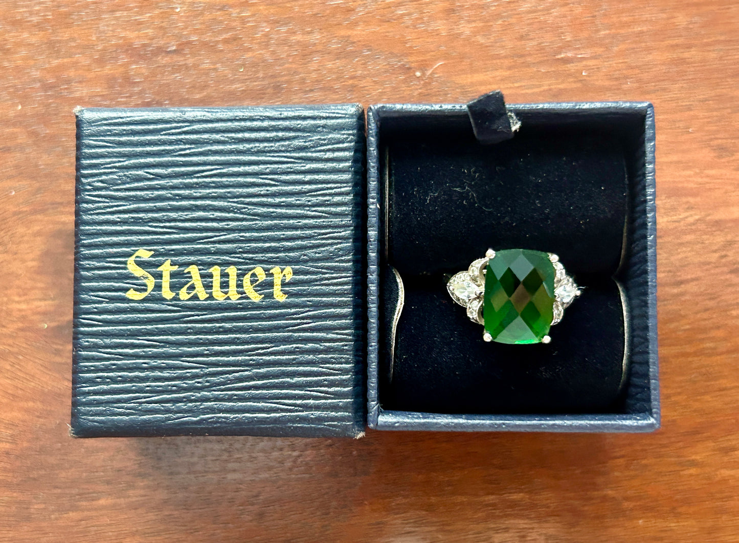 Stauer Spirit Lake Faceted Green Helenite Ring White Topaz Marquise Sz 8.75