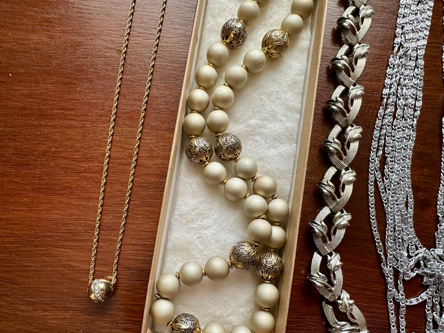 Lot of Signed Jewelry Lot Sarah Coventry Avon Gold Silver Rhinestone Necklace