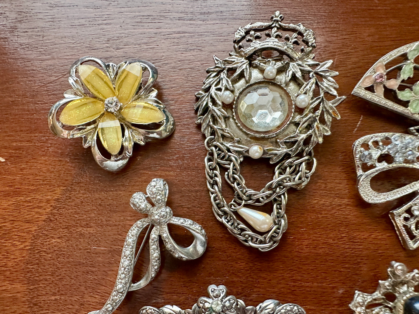 Vintage Victorian Style Silver Tone Brooch Brooches Pin Lot Faux Pearl Dangly