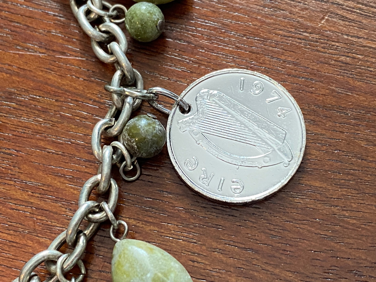 Silver Tone 1974 Eire Coin Green Marble Bead Bracelet