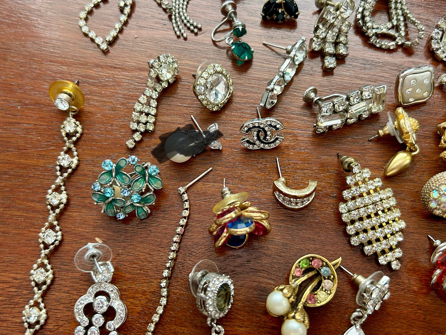 Over 60 Vintage SINGLE Earring Lot Rhinestones AB Harvest Cluster Craft Pearl