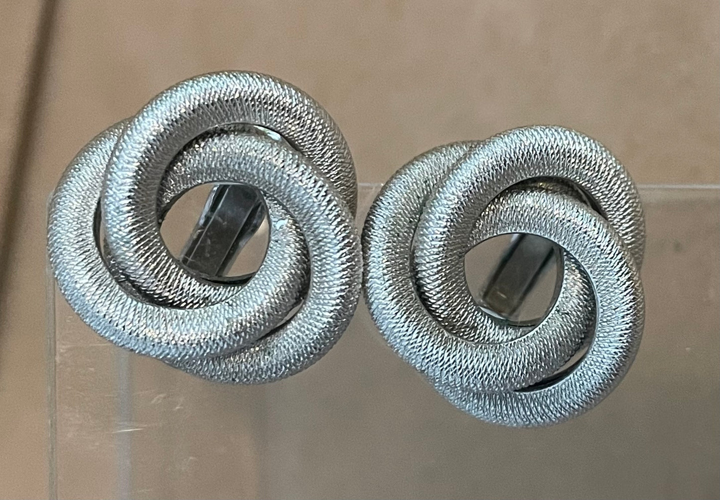 Vintage Silver Tone Metal Sarah Coventry Knot Twist Clip on Earrings