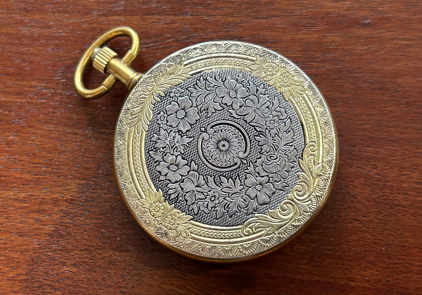 Vintage Aspen Classic Quartz Gold Silver Pocket Watch