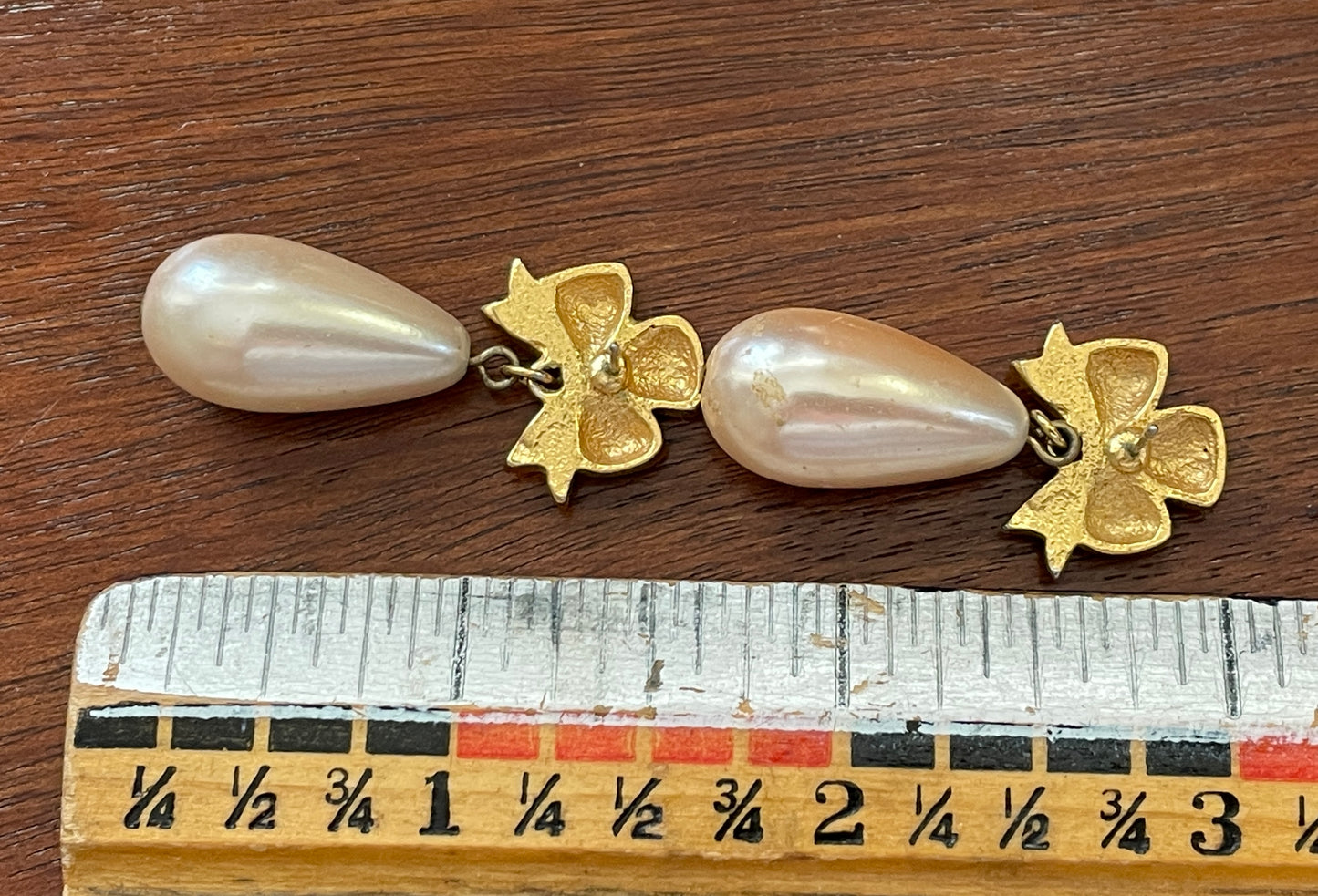 Vintage Avon Romantic Faux Pearl Drop Earrings Gold Tone Bow