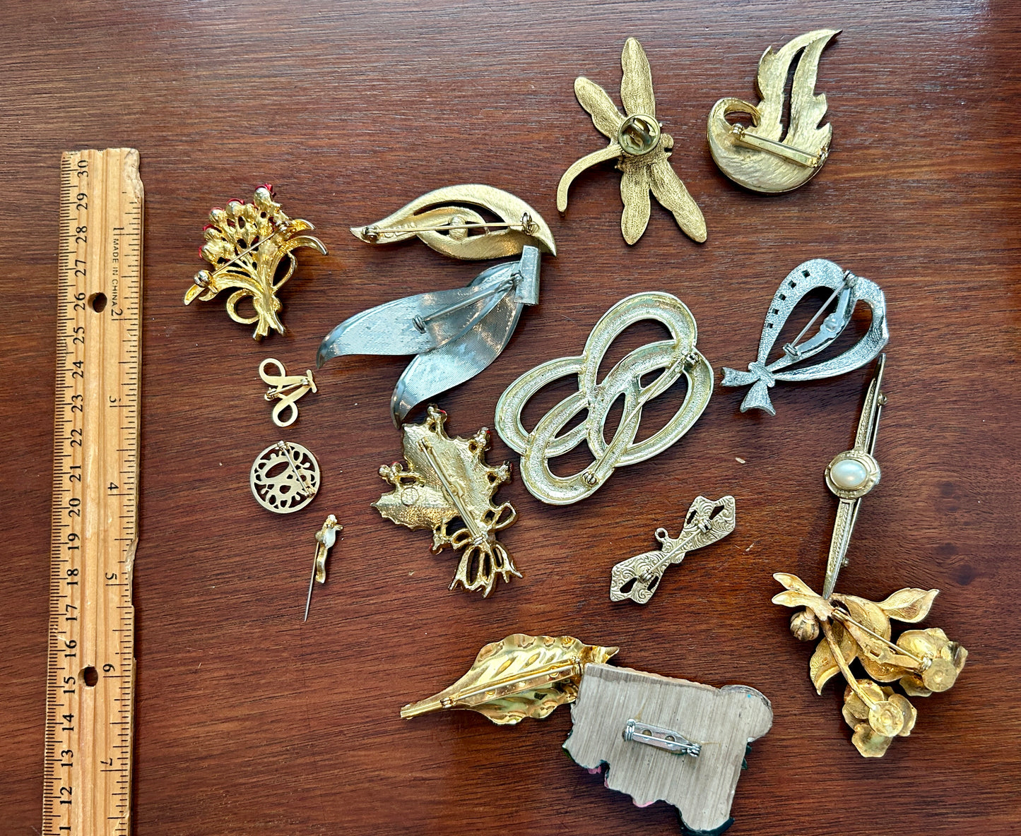 Vintage Brooch Pin Lot Gold Silver Tone Roses Dragonfly Flowers Faux Pearls