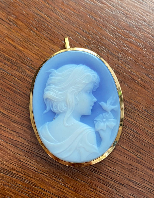 18k Yellow Gold Blue Agate Cameo Girl w Flower and Bird Pendant Brooch