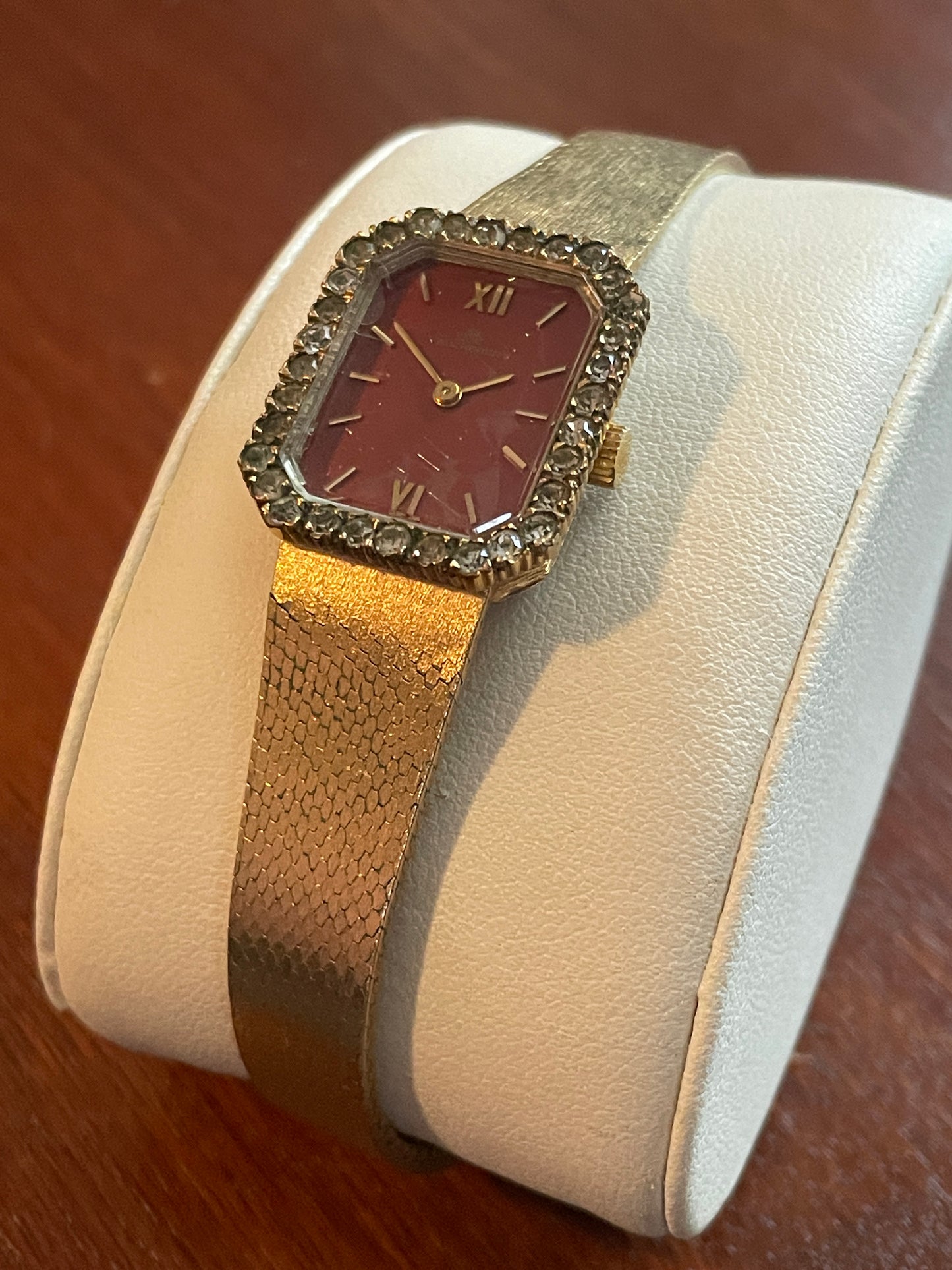 Vintage Women's Bucherer Wristwatch Red Dial Jeweled Bezel Gold Tone