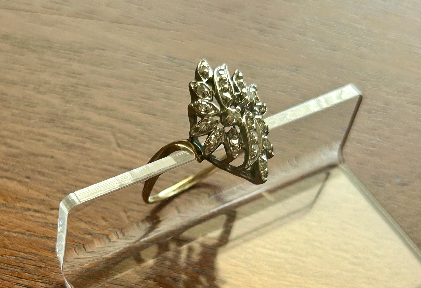 Vintage 10k Yellow Gold Diamond Cluster Flower Cocktail Ring Sz 7.75