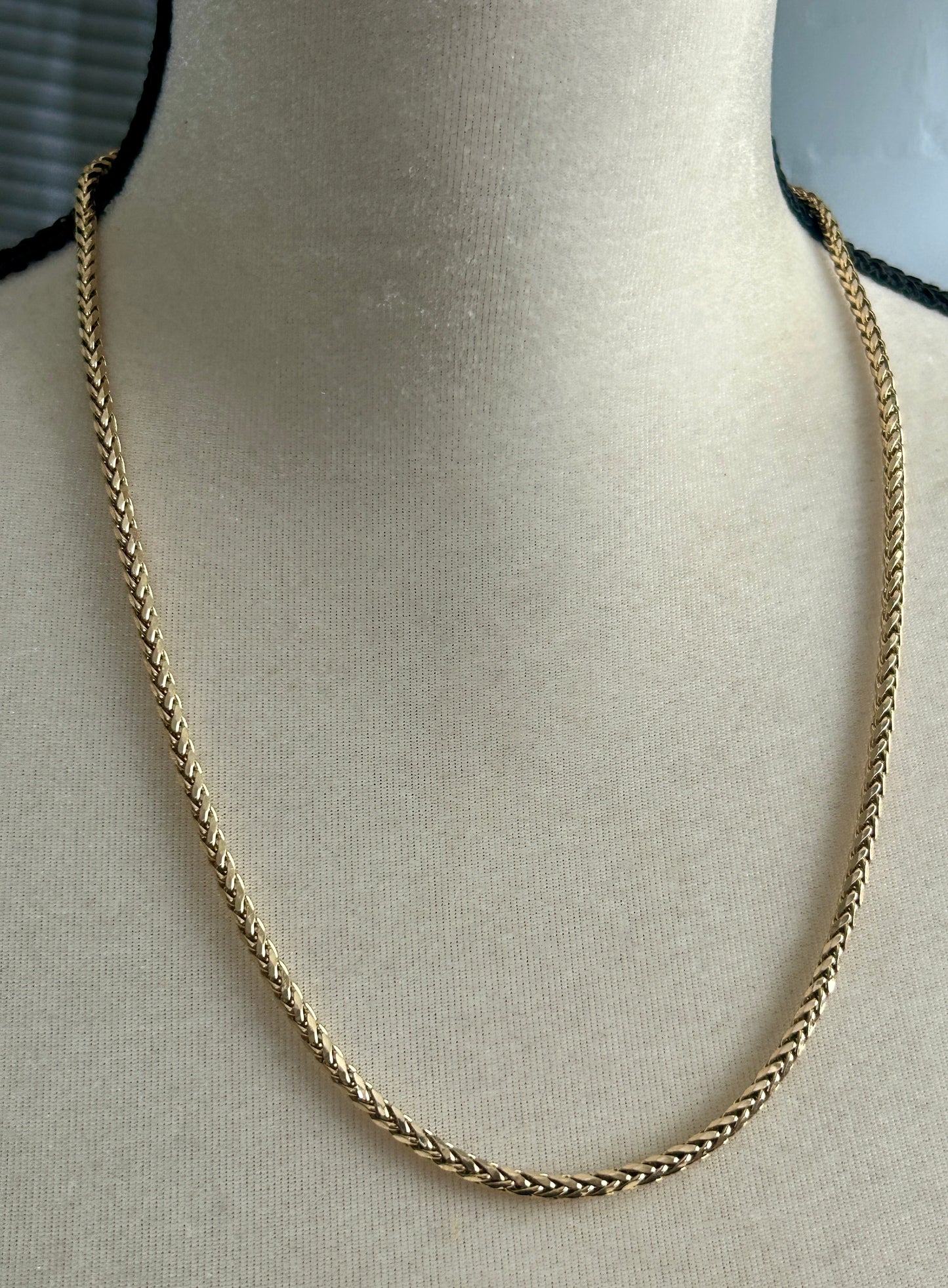 10k Yellow Gold 3.5mm Wide x 22.5" Long Wheat Chain Necklace