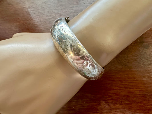 Vintage Sterling Silver 925 Puffy Domed Etched Bangle Bracelet Hinged Wide