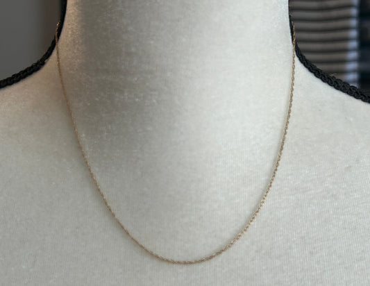 14k Yellow Gold Thin Gold Chain Necklace 17" Long