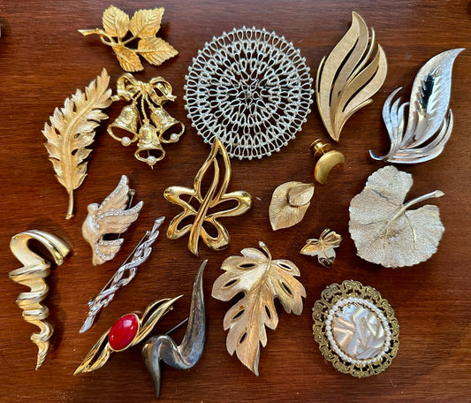 Vintage Designer Signed Brooch Pin Lot Monet Napier Sarah Coventry Coro Premier