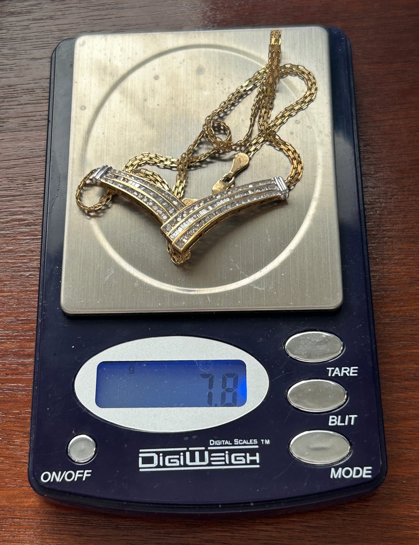 10k Yellow Gold 1ctw Natural Baguette Round Diamond V Shaped Necklace