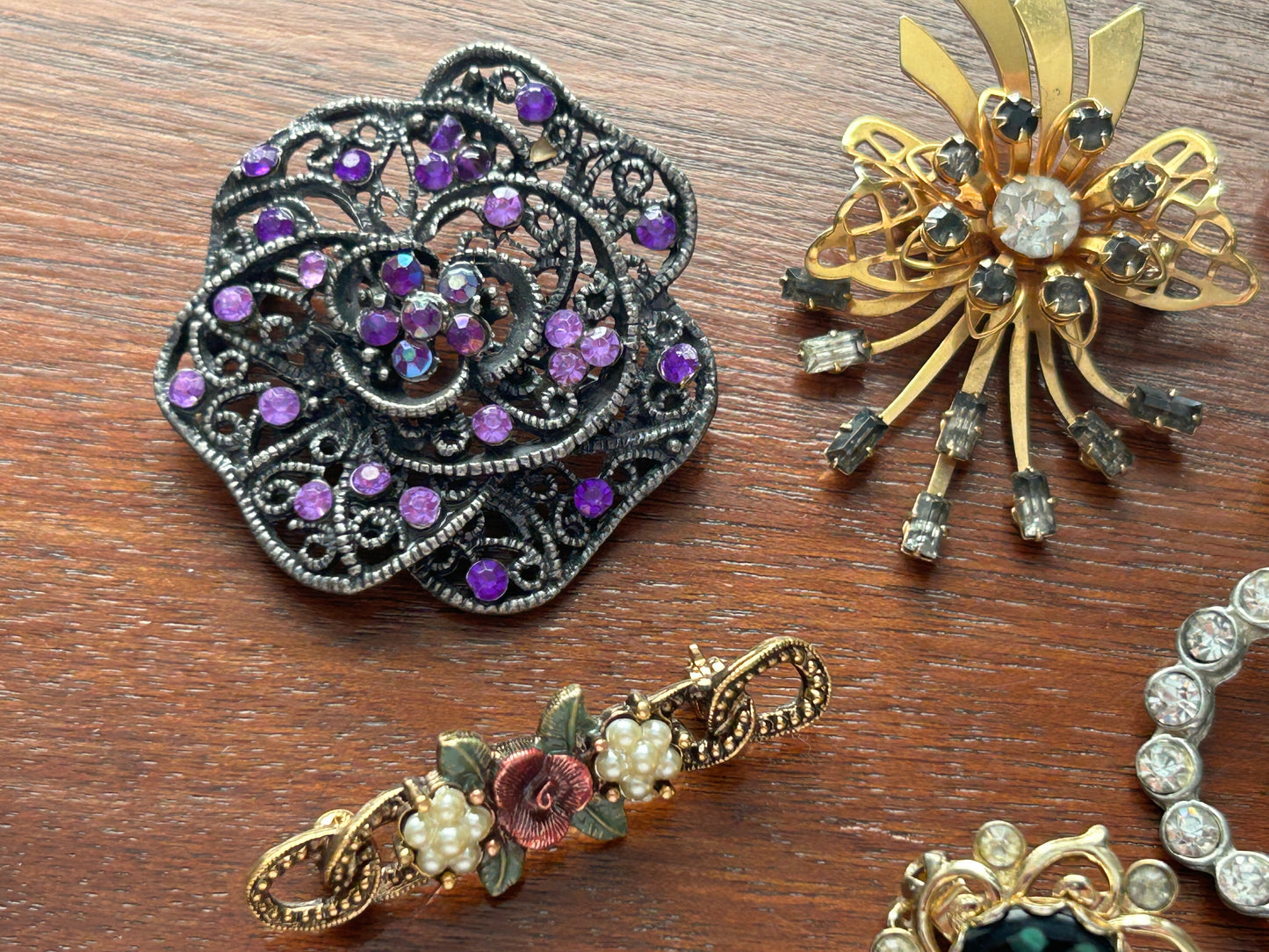 Vintage to Now Brooch Pin Lot Brooches Rhinestones Enamel Flowers Faux Pearl