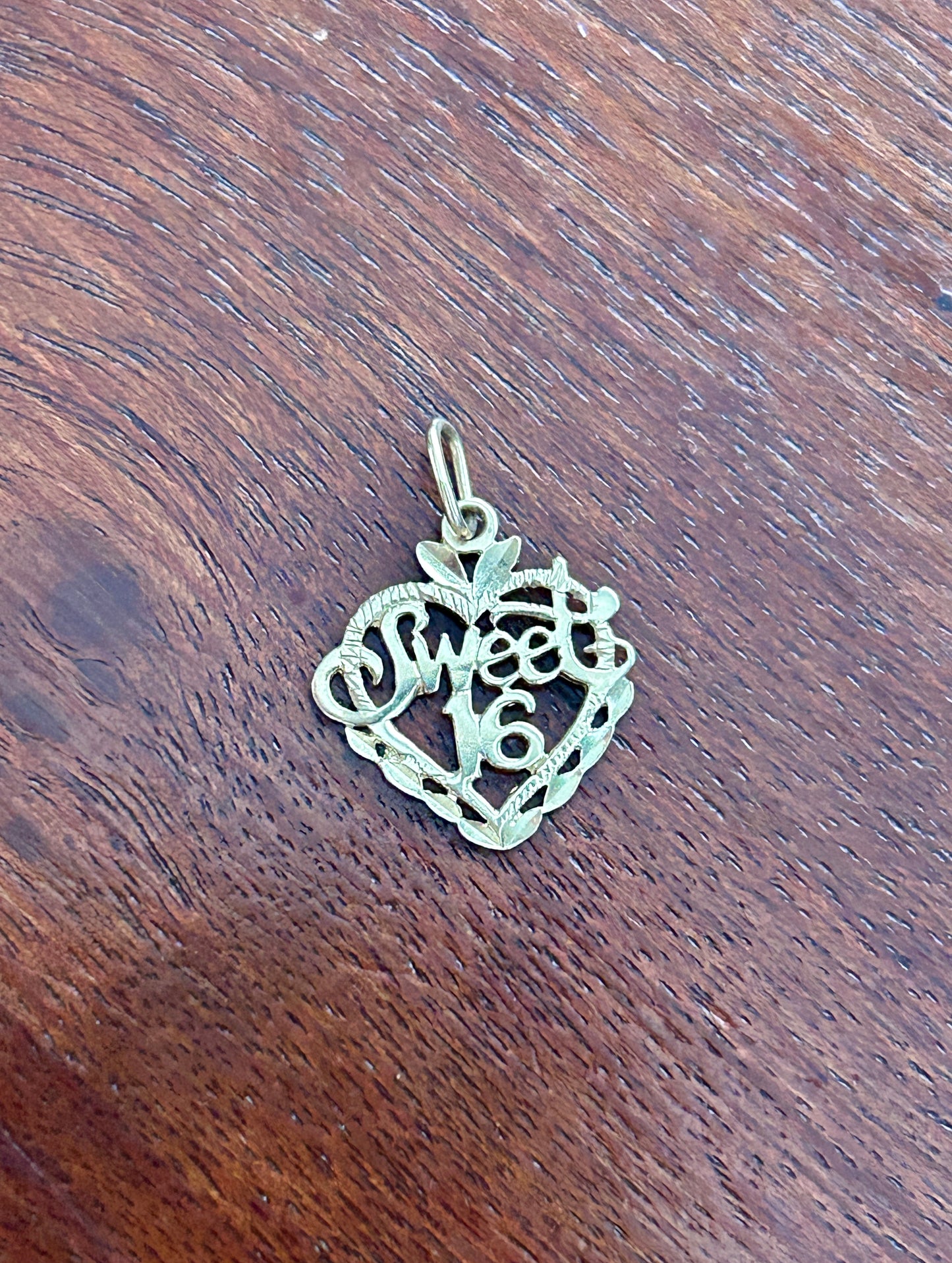 Vintage 14k Yellow Gold Sweet Sixteen 16 Heart Shaped Filigree Pendant Charm