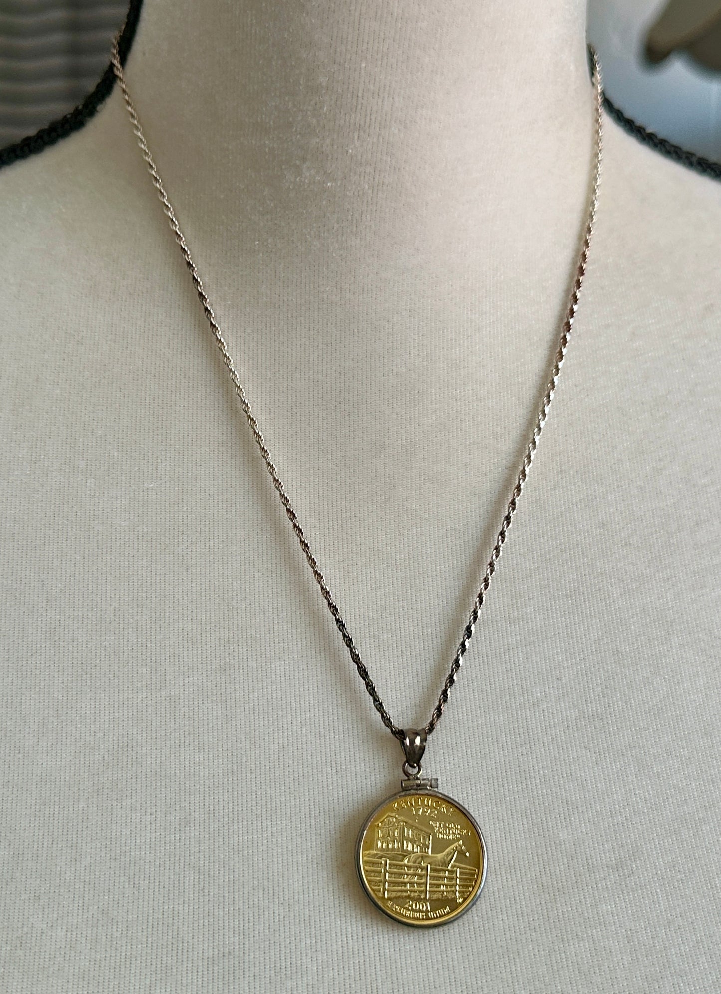 2001 My Old Kentucky Home Gold Quarter Sterling Silver Bezel Pendant Necklace