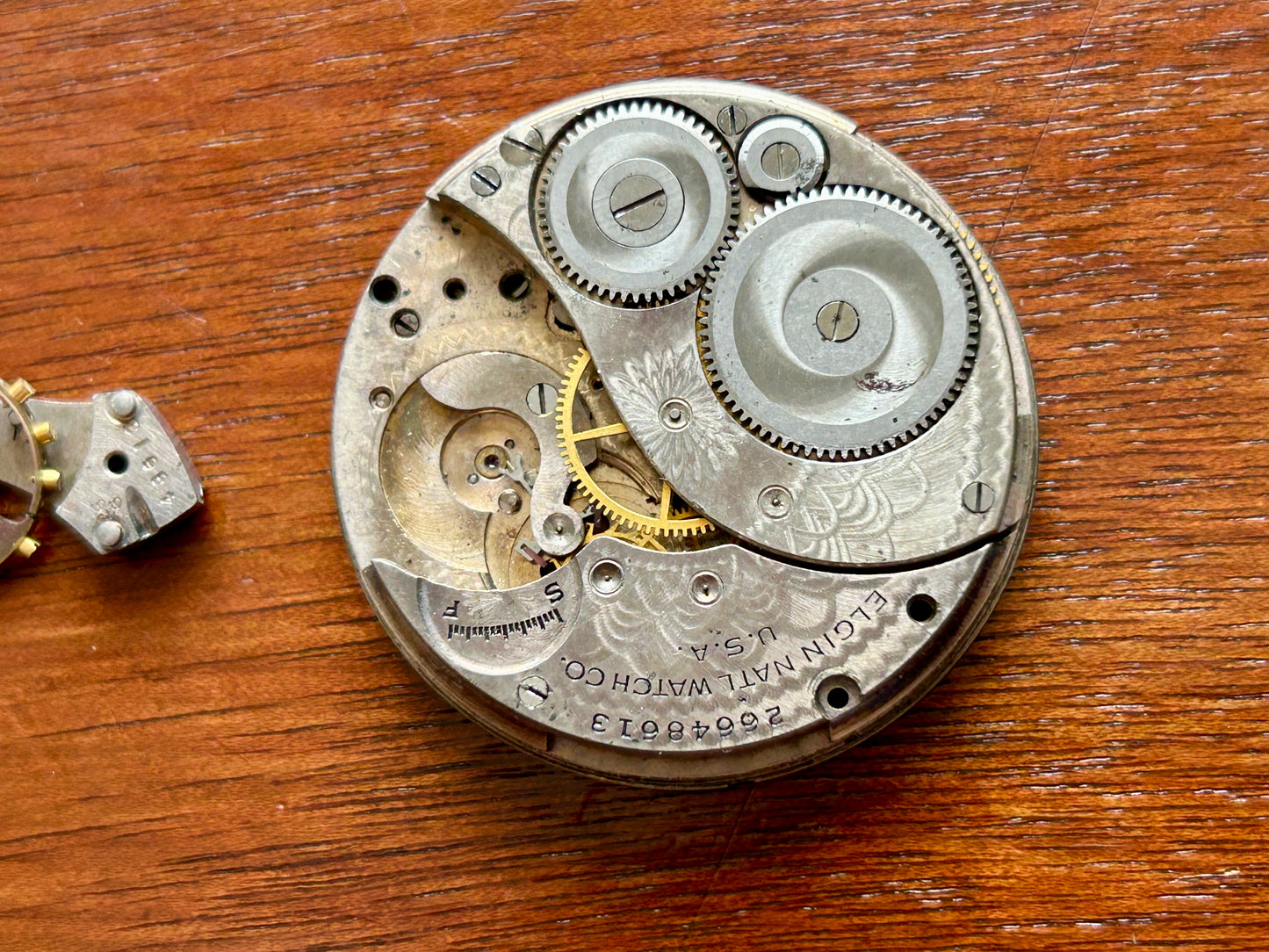 1924 Elgin Pocket Watch Movement AS IS For Parts 7j 12s