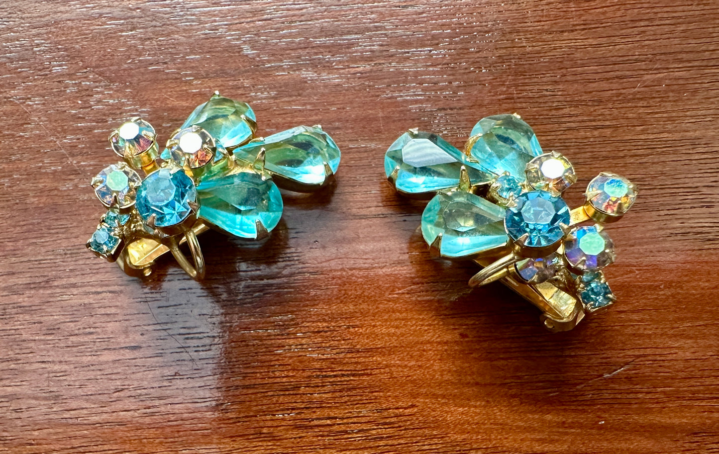 Vintage Pale Blue AB Aurora Borealis Rhinestone Gold Tone Clip on Earrings