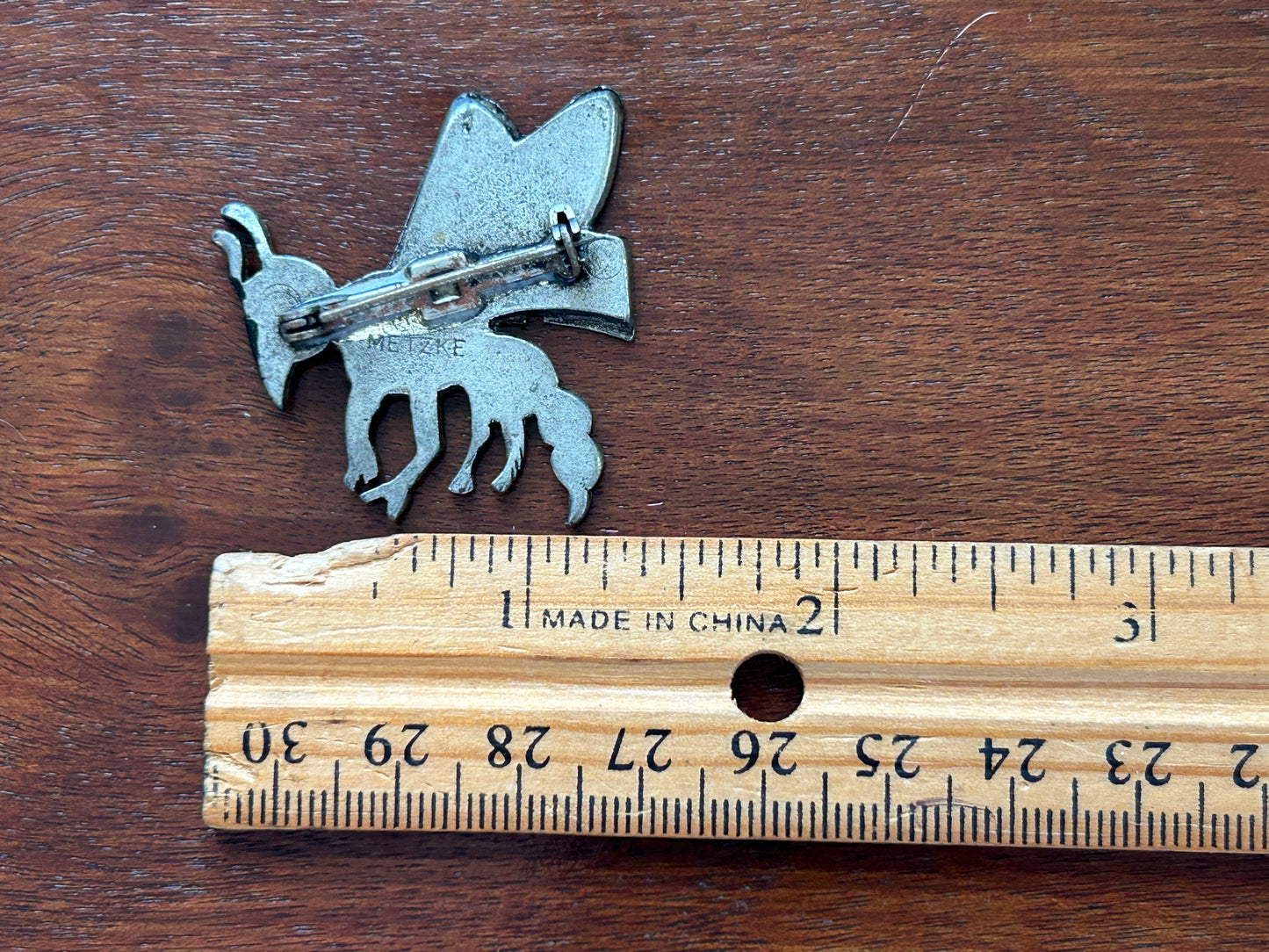 Vintage Signed Metzke Hornet Pewter Tone Pin Brooch