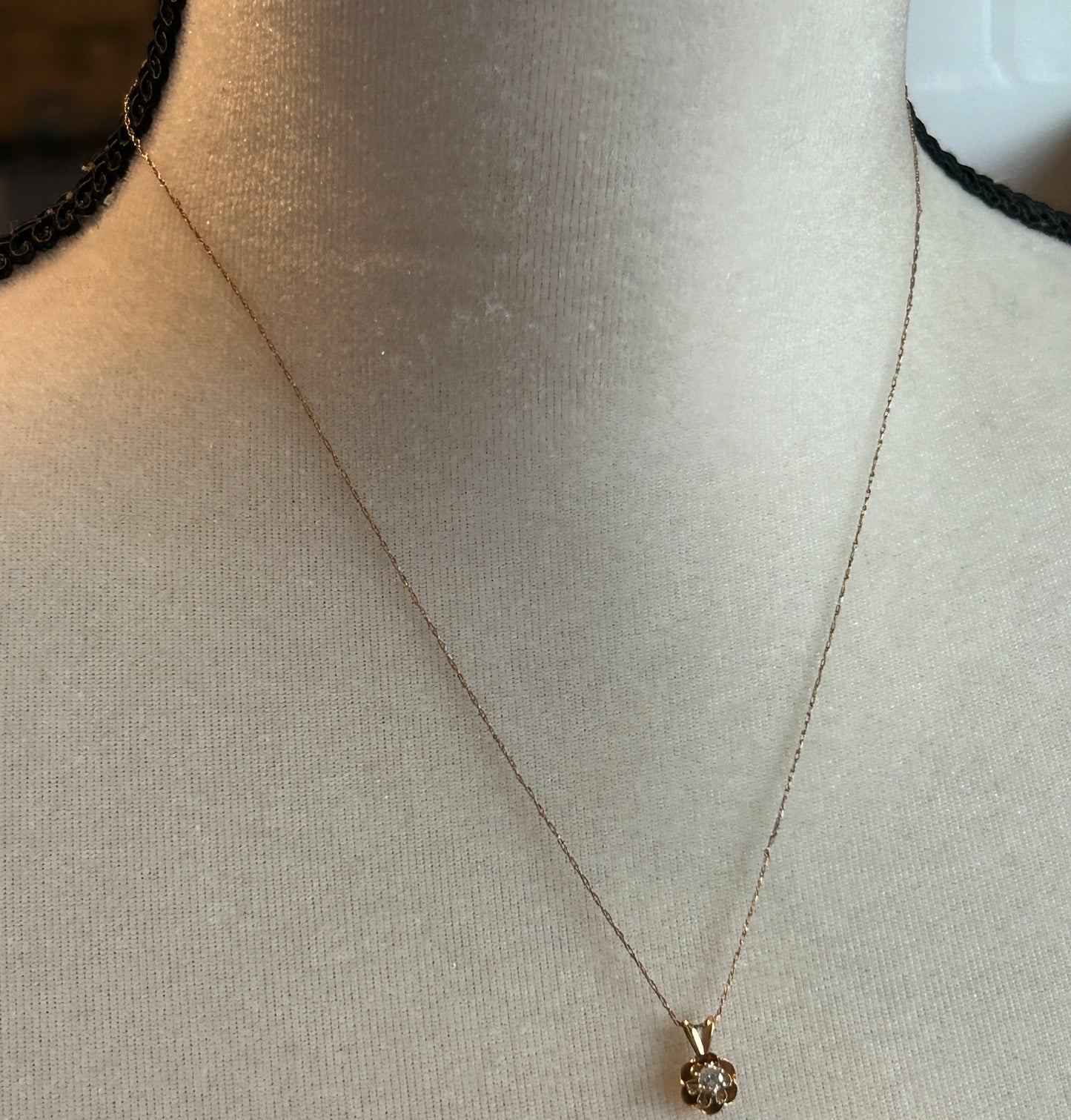 10k Yellow Gold Chain Diamond Pendant Necklace