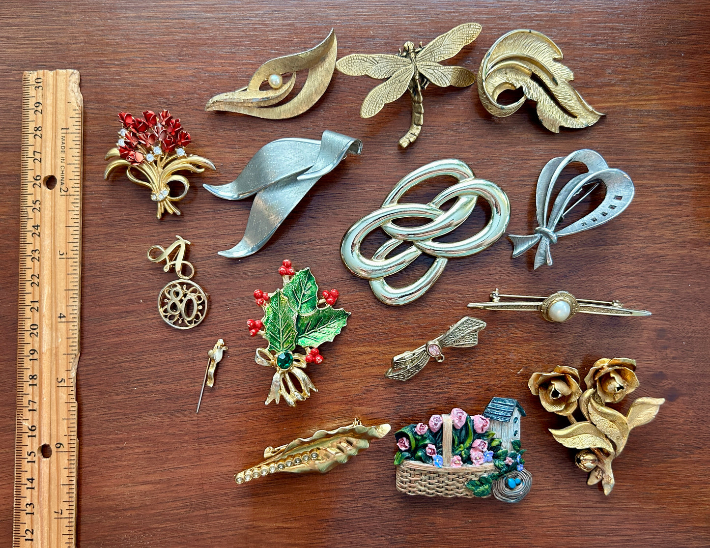 Vintage Brooch Pin Lot Gold Silver Tone Roses Dragonfly Flowers Faux Pearls