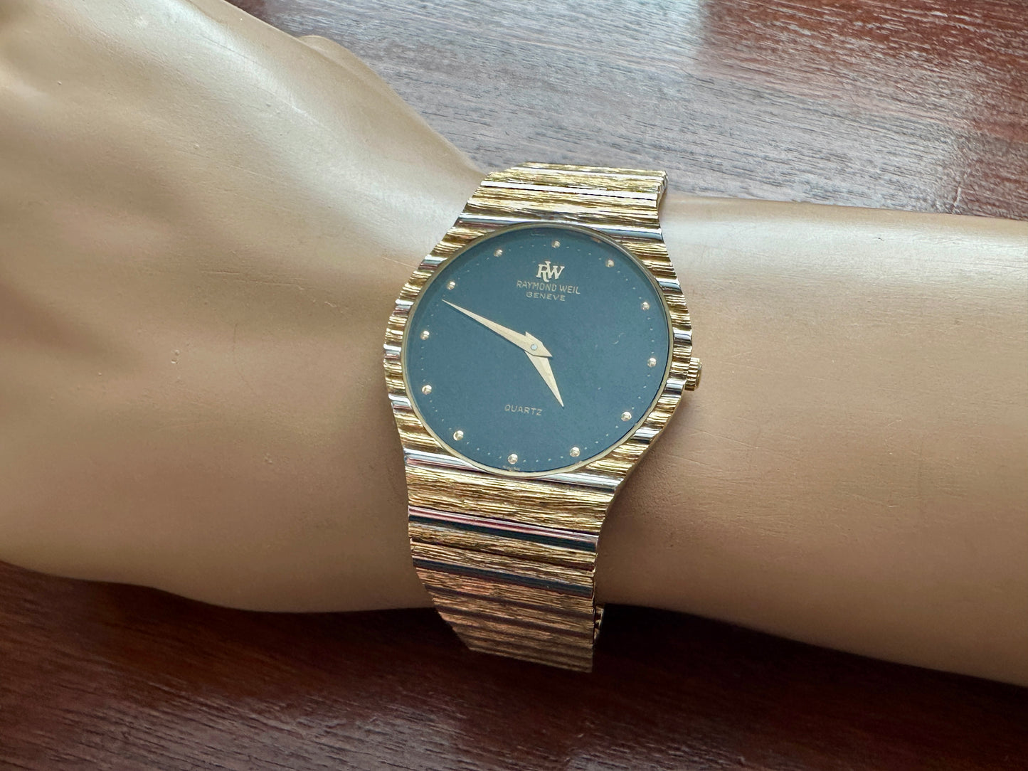 Vintage Raymond Weil 18k Yellow Gold Electro Gold Plate Wristwatch in Box
