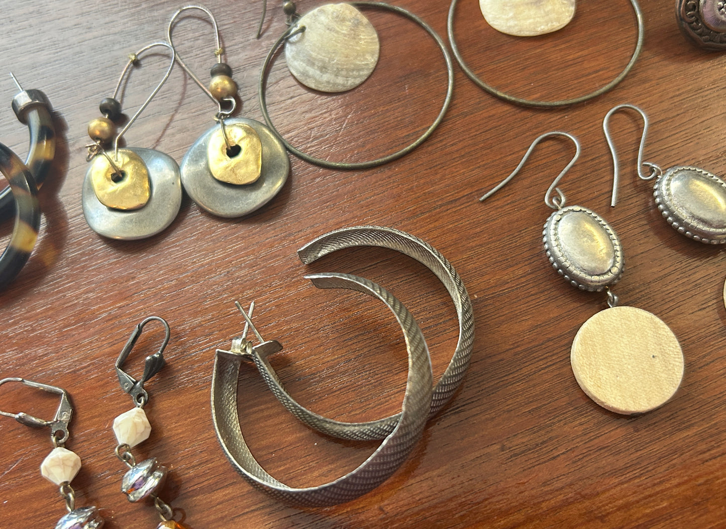 Vintage Pierced Earrings Lot 10 Pair Faux Tortoise Shell Hammered Hoops Wood