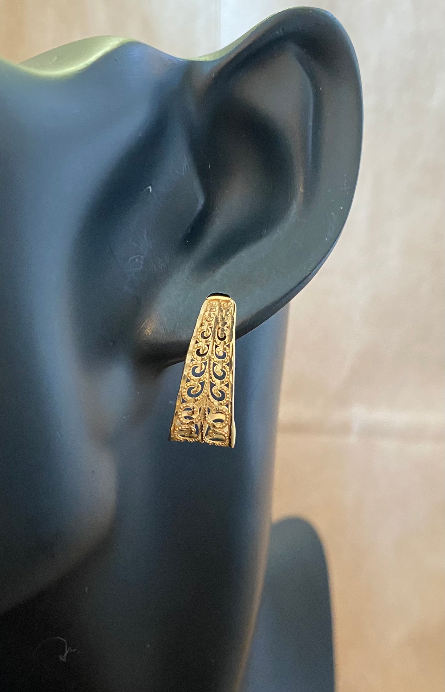 14k Yellow Gold Michael Anthony Hoop Earrings Filigree Pierced