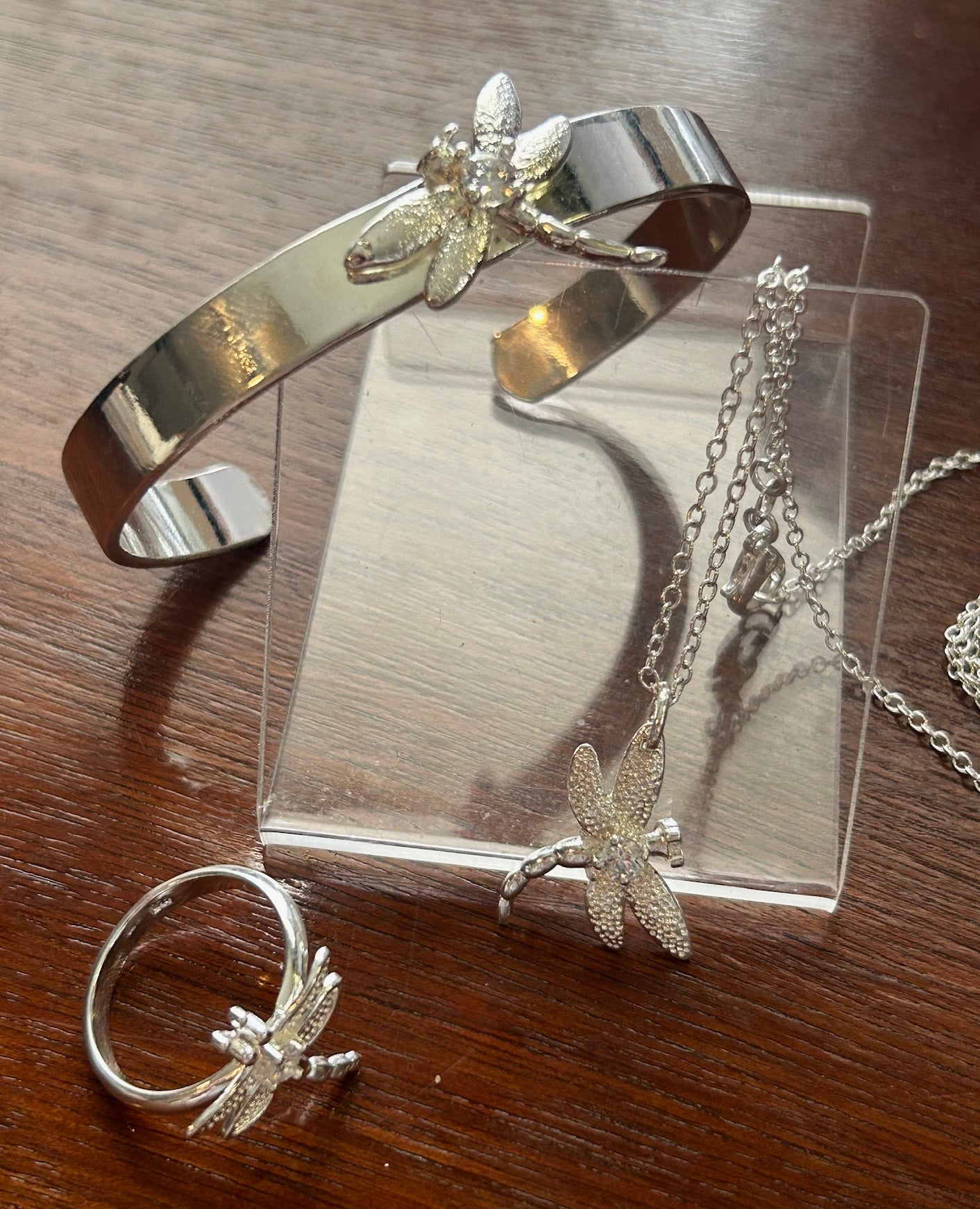 Silver Tone Dragonfly Rhinestone Jewelry Set Cuff Bracelet Pendant Necklace Ring