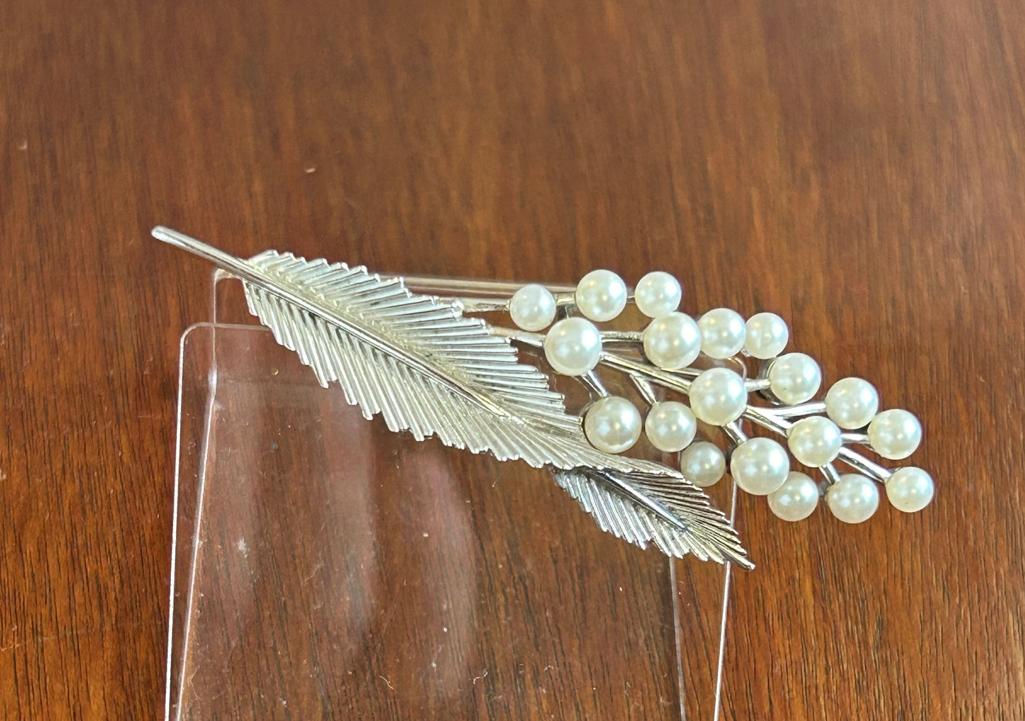 Vintage Signed Crown Trifari Silver Tone Pearl Branch Leaf Flower Brooch Pin